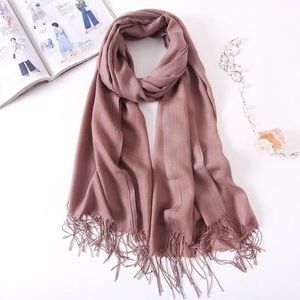 Nordstrom Scarf dusty pink/rose - LIKE NEW 💗 women’s winter/fall fashion OS